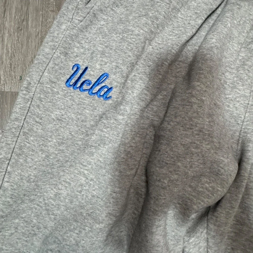 Jordan UCLA Gray Fleece Jogger Sweatpants Jumpman Athletic Pants Mens Med